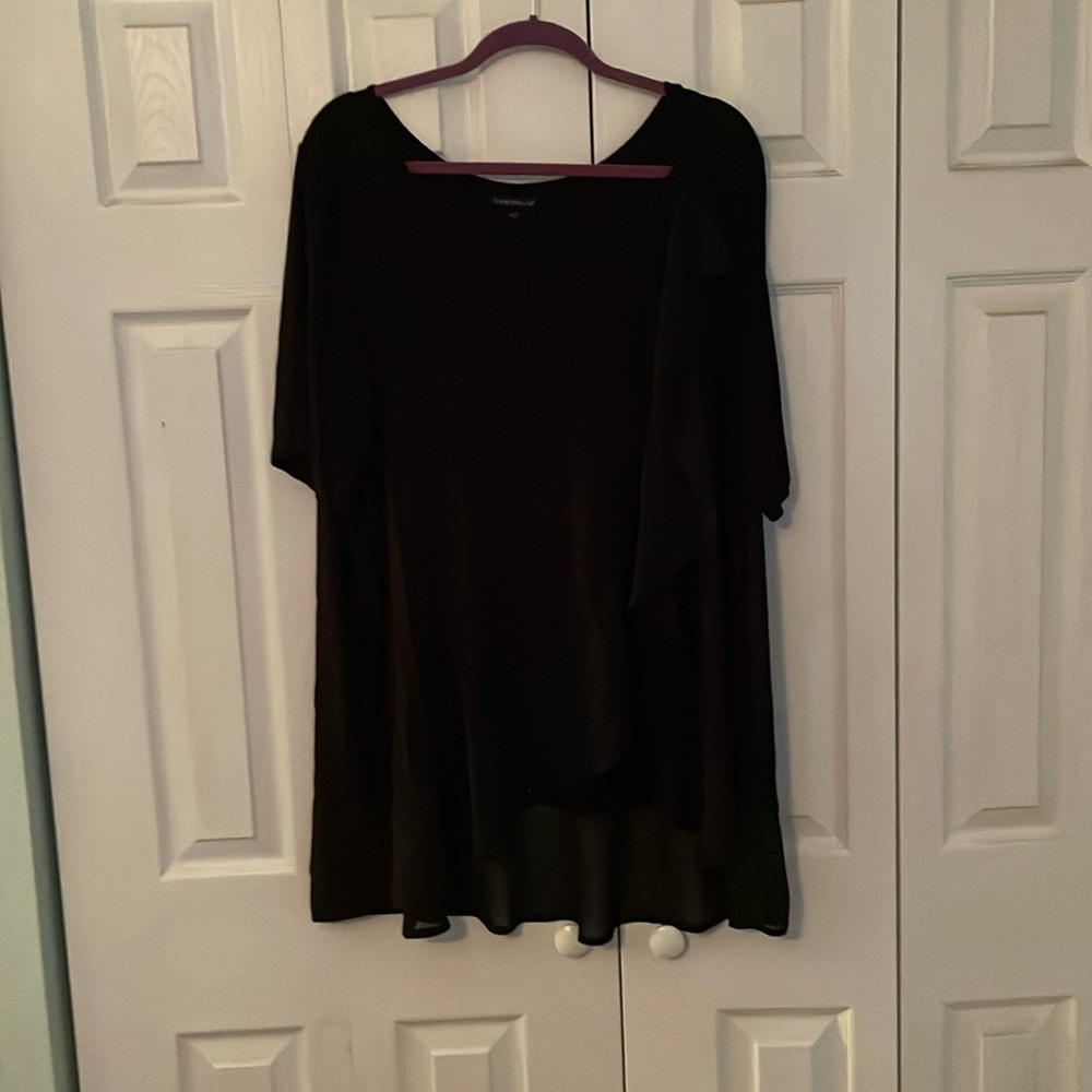 Great black “tee” shirt with chiffon detail 22/24